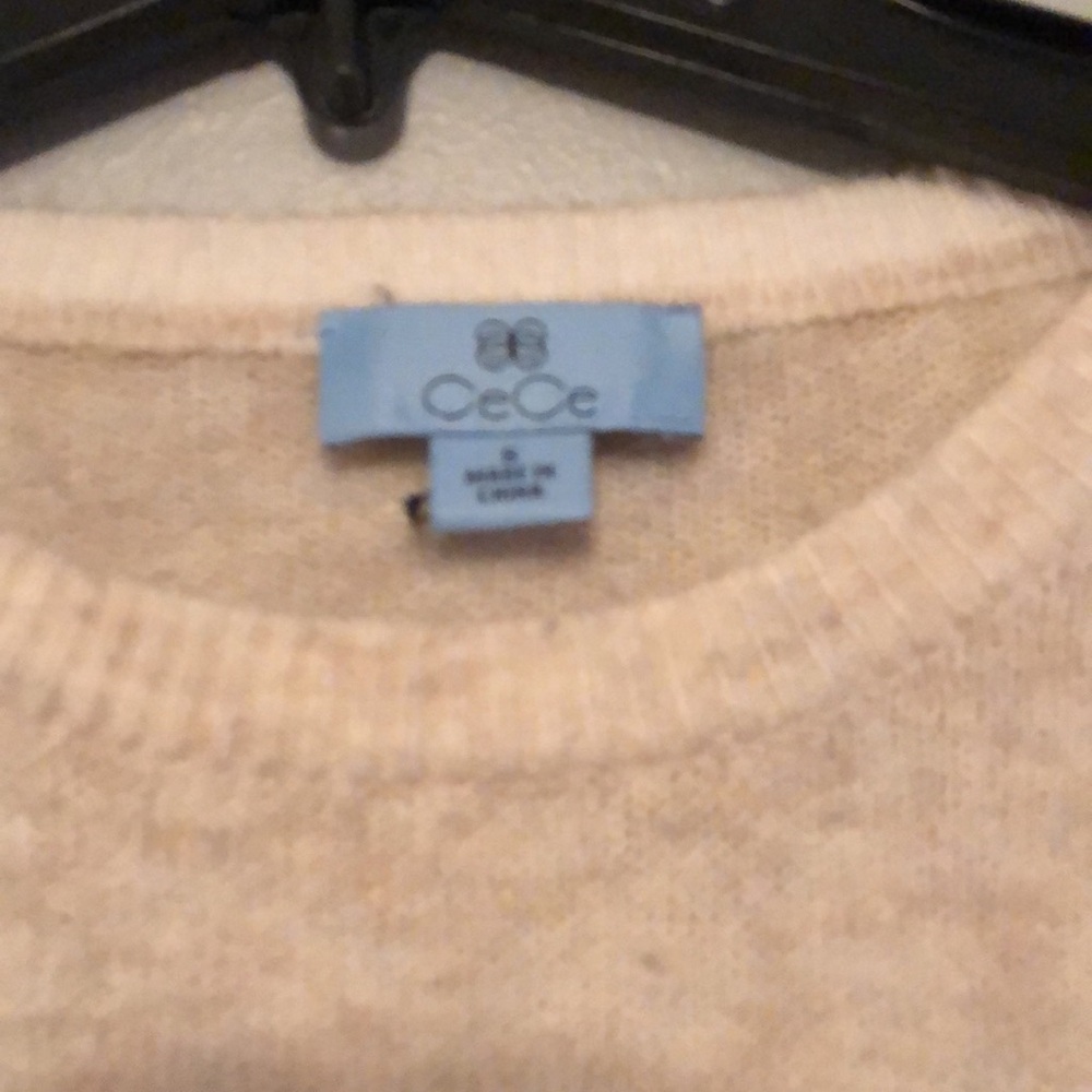 Cece Cream Sweater, Cozy, Size Small Cute For Win… - image 3